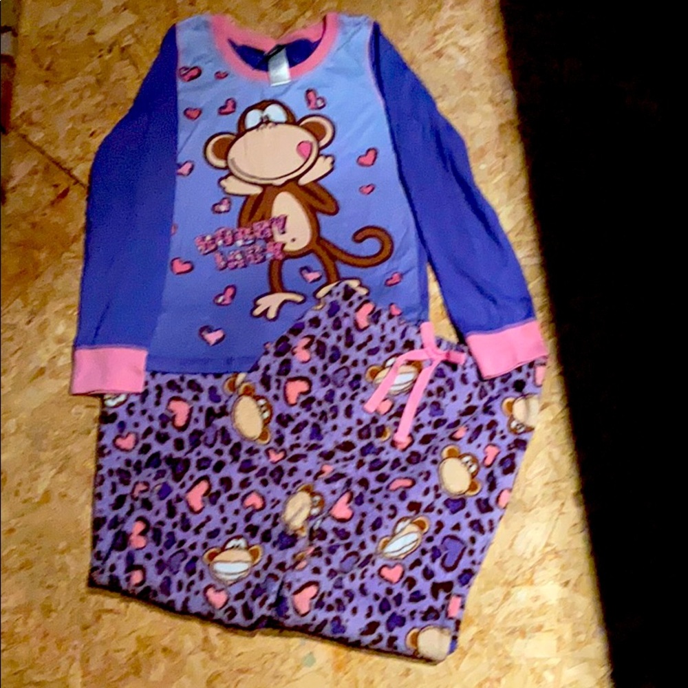 Monkey Love in these cute 2 pc pajamas